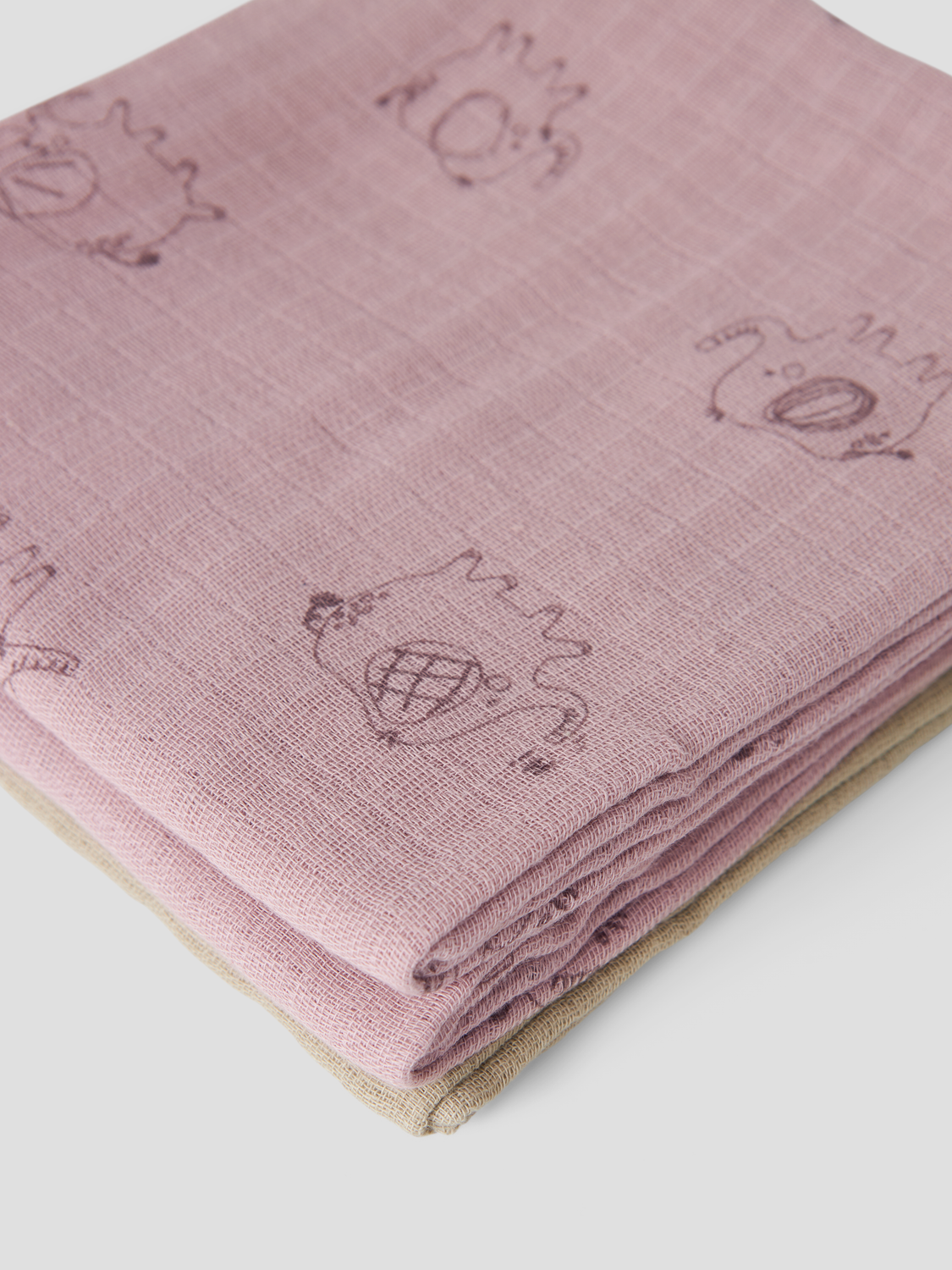 model_shot-front_full